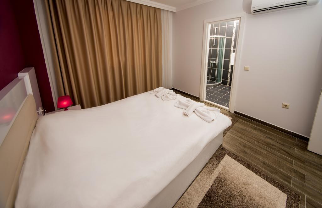 Dalyan Elit Apart Otel Çeşme Exterior photo